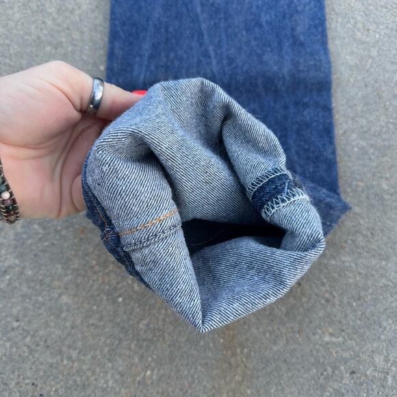 VTG 90s Levi's 501 Fuzzy Blue 5-Button Fly Original Fit Straight Leg Jeans 33x32 - Picture 5 of 11